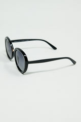 Black oval frame sunglasses for women