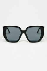 Black Pin-Up Style Sunglasses With Geometric Design and Cat Eyes