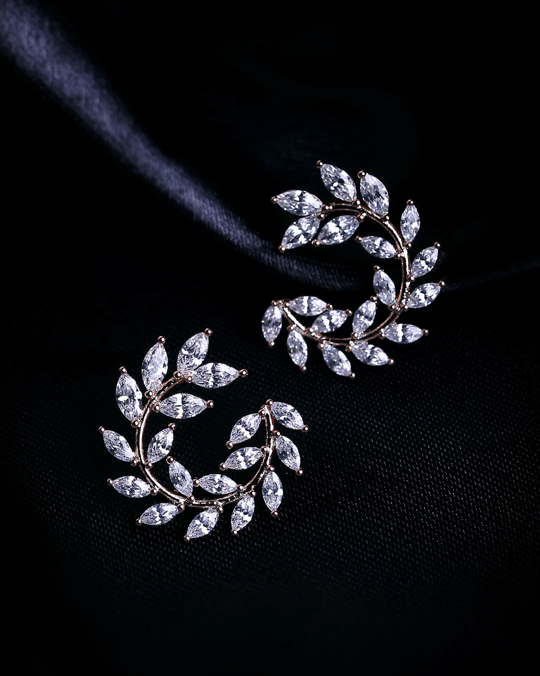 Chic Drop Earrings for Unforgettable Style Statements