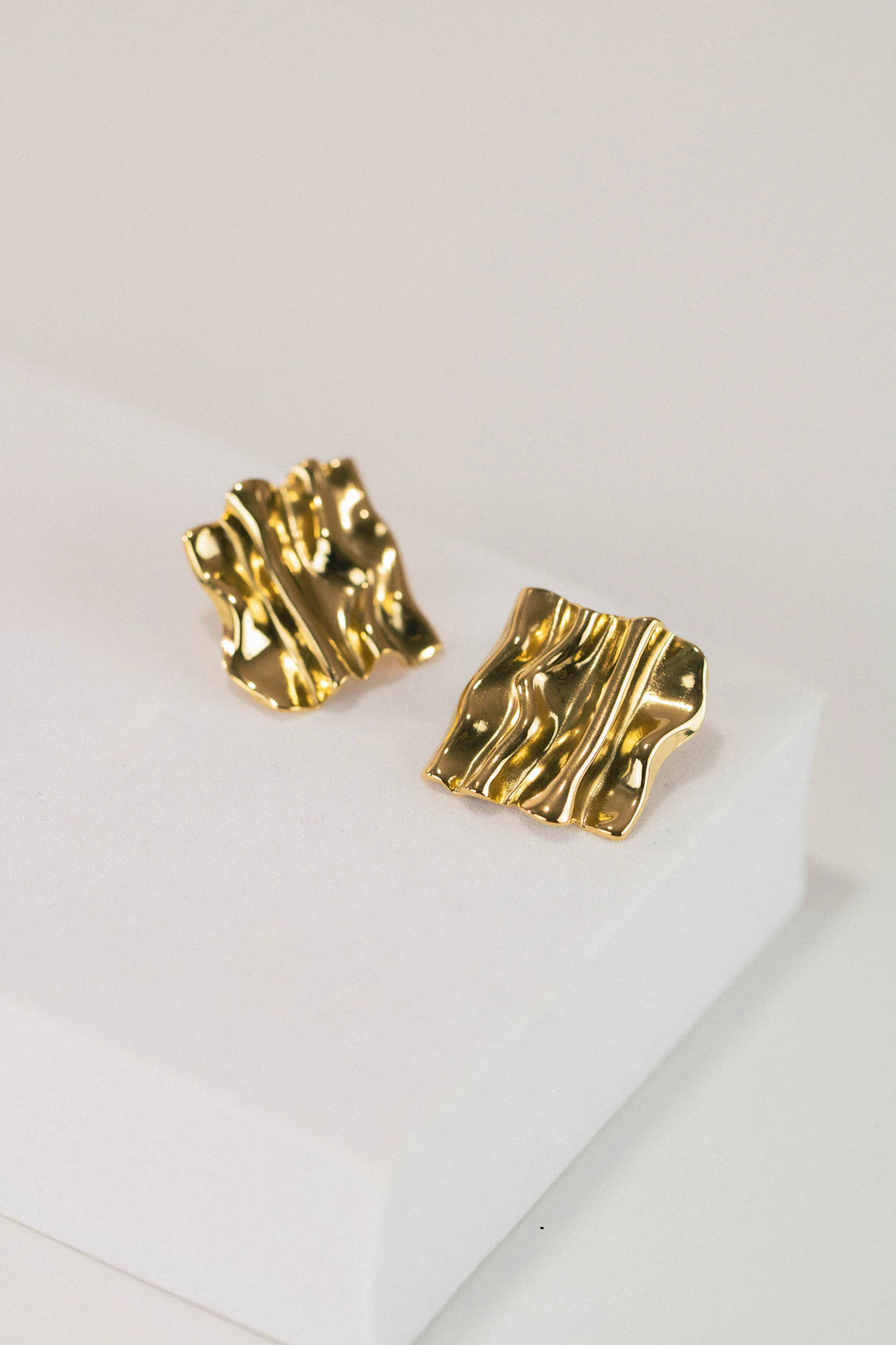 Elegant Gold-Plated Earrings to Elevate Your Style