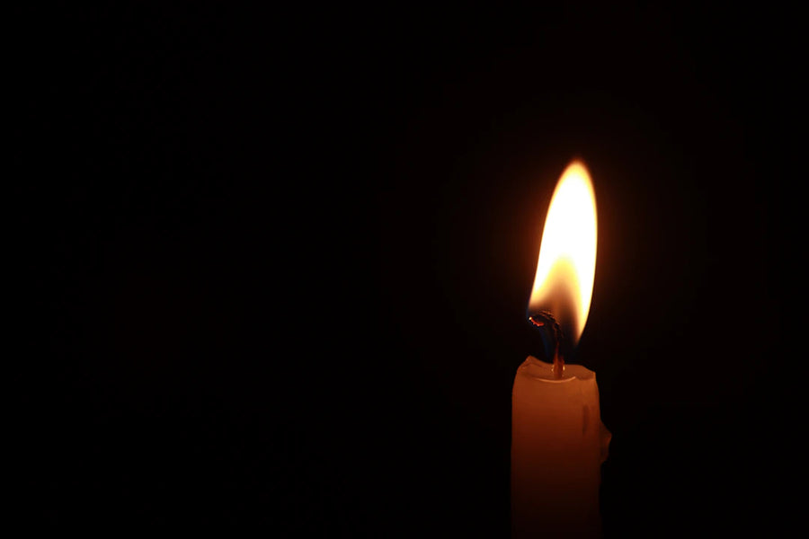 The Intimate Link Between Scent and Memory in Candles