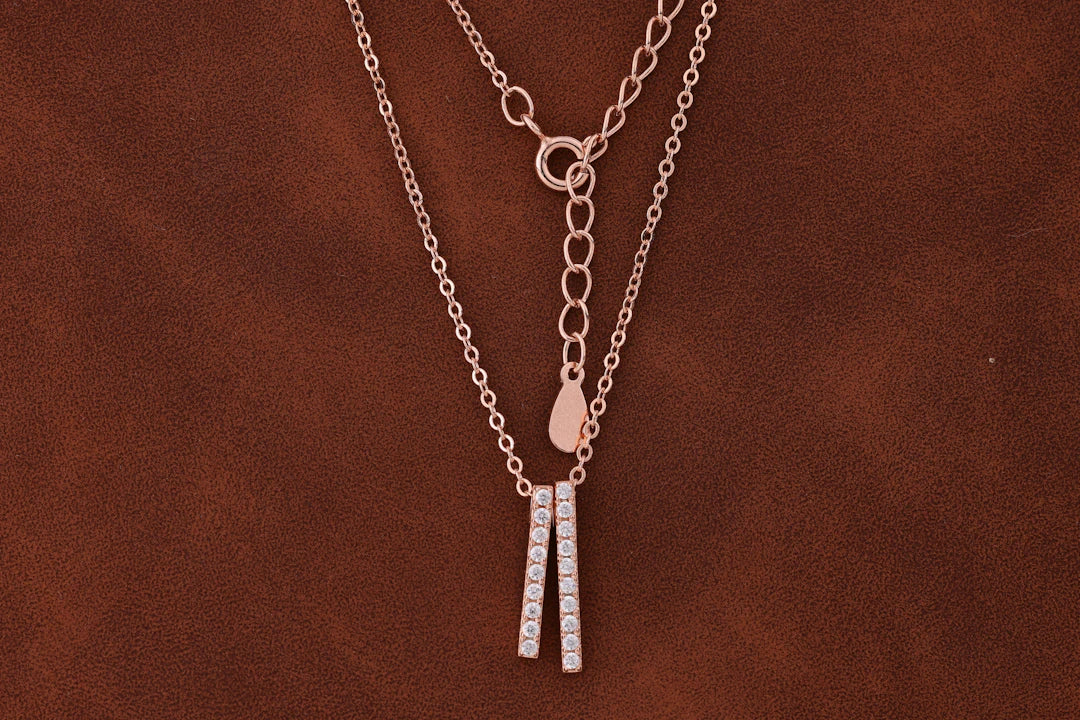 Layered Necklaces for Effortless Everyday Elegance