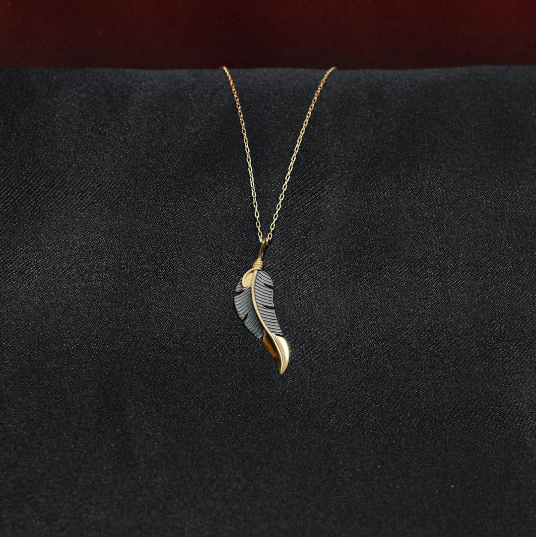 Charming Nature-Inspired Necklaces for a Unique Statement